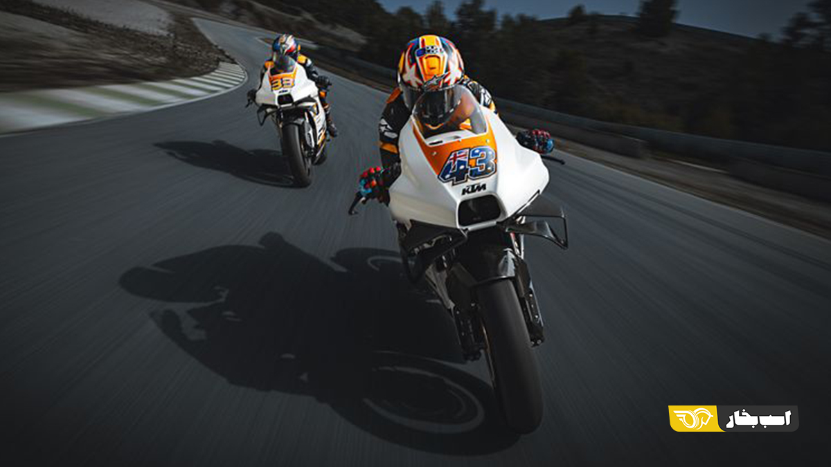 معرفی موتورسیکلت تولید محدود KTM RC 8C 2024